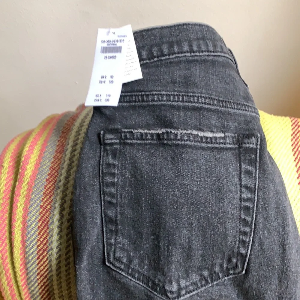 Abercrombie & Fitch Ankle Straight Ultra High Rise Black Jeans (BNWT, size 29/8S - Picture 3 of 3